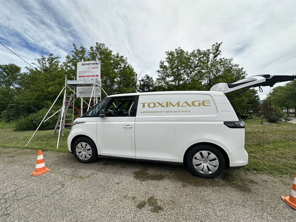 Véhicule 100% électrique